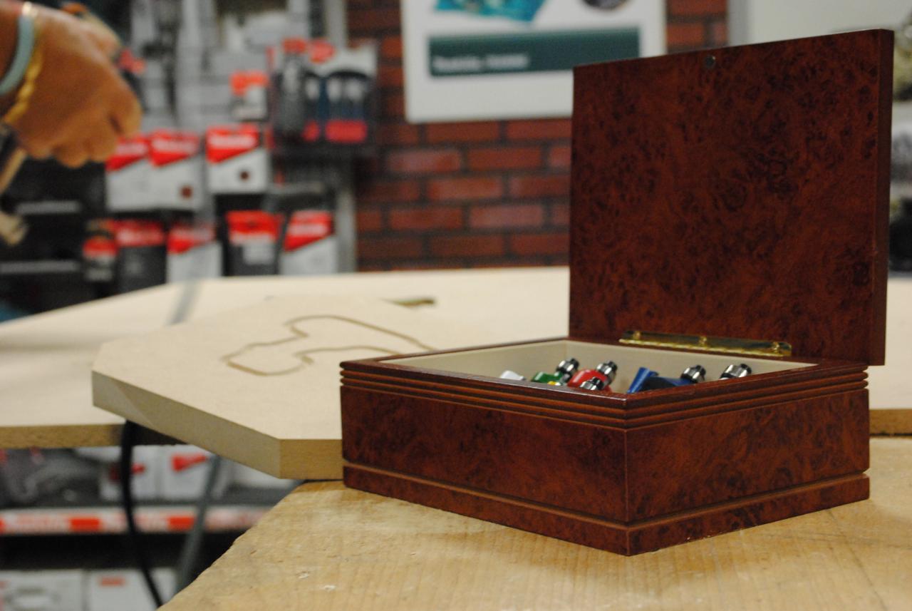 Set de fresas para router de madera con vástagos y filos de carburo