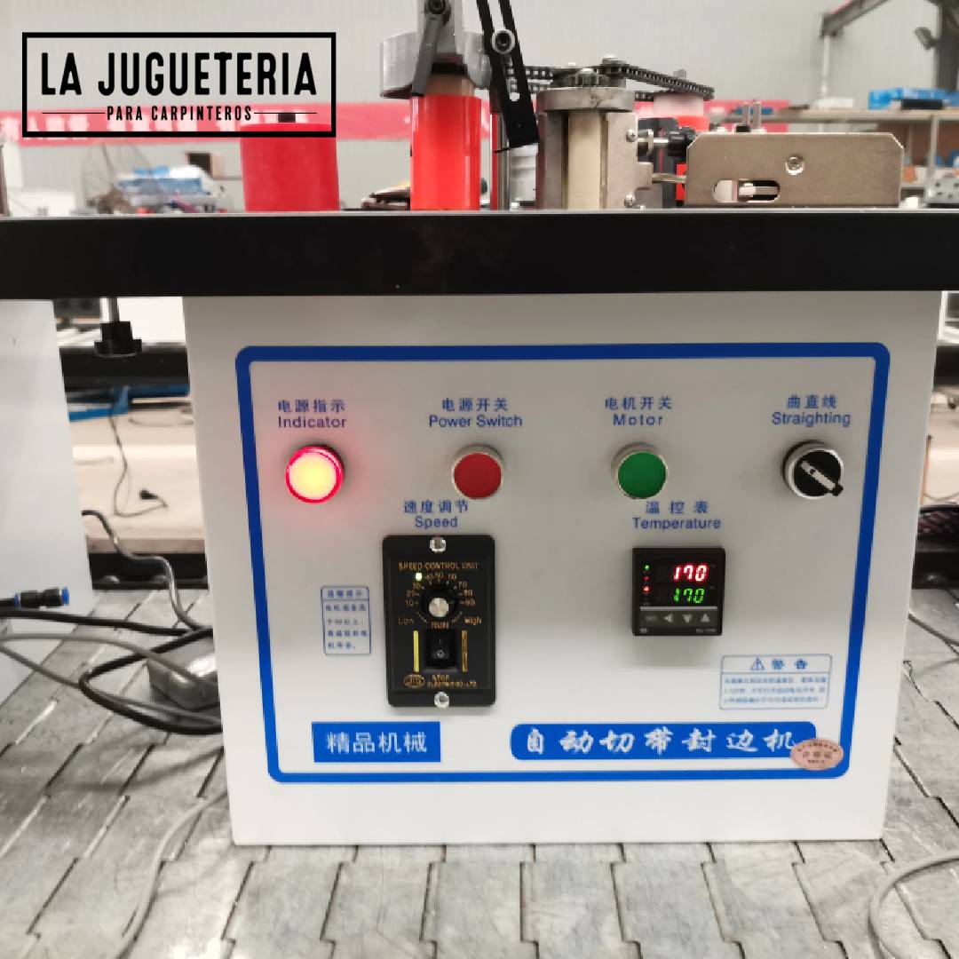 Panel de control con temperatura digital y velocidad