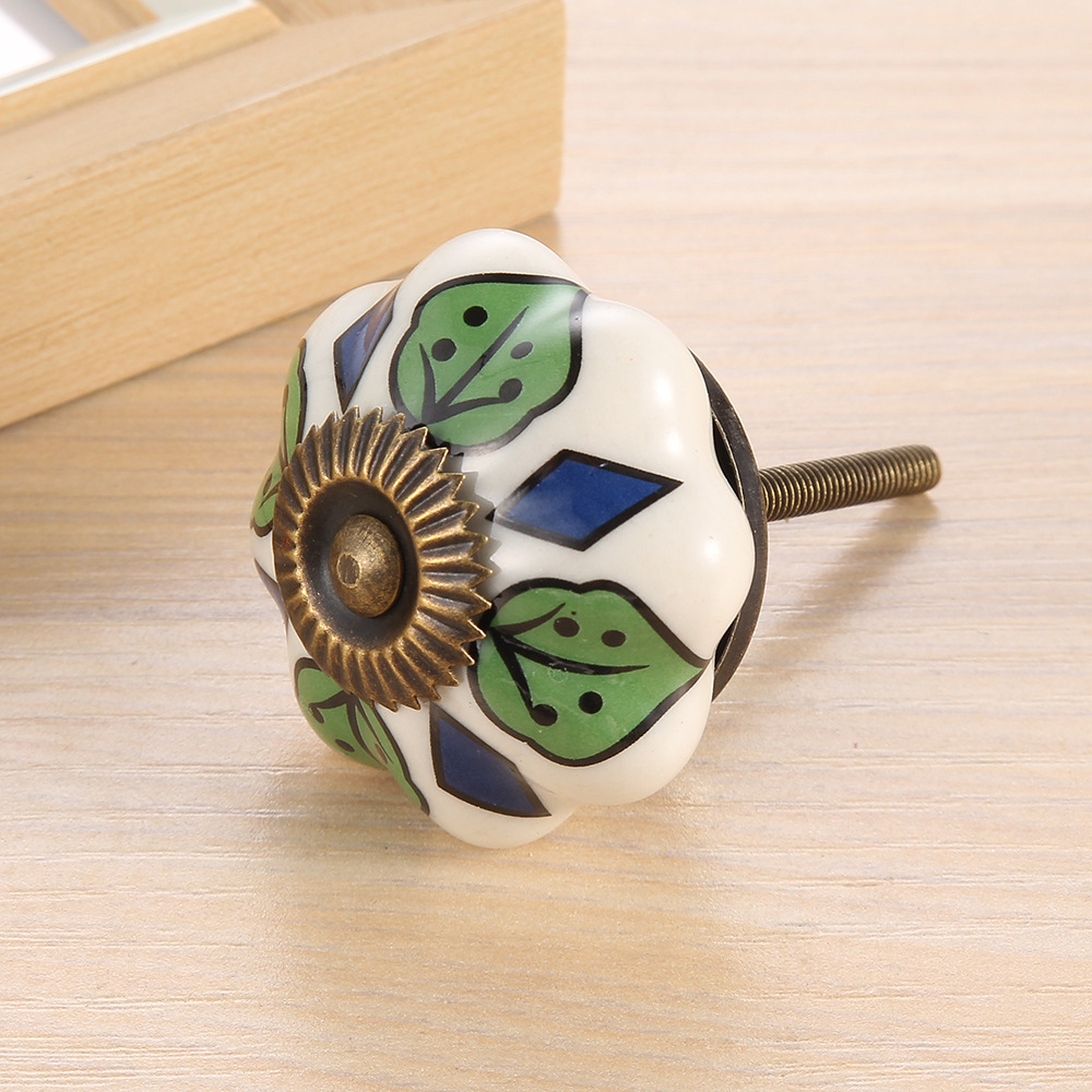 Pomo / tirador de cerámica.  Modelo: Floral 3